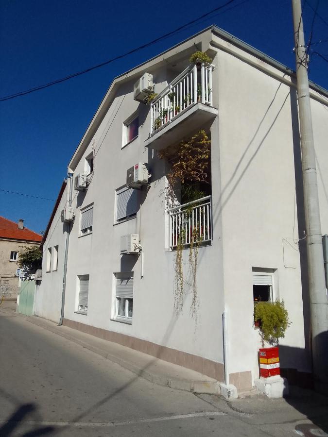 Bed and Breakfast Biba à Mostar Extérieur photo